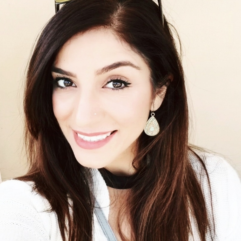 Meet your Posher, Neda